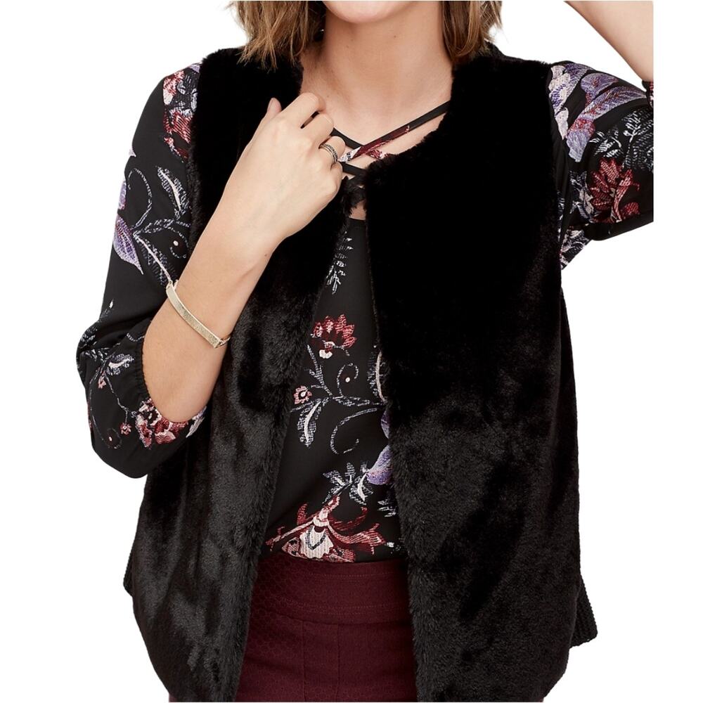 Maurices Women's Luxurious Faux Fur Black Vest Knit Back size XL